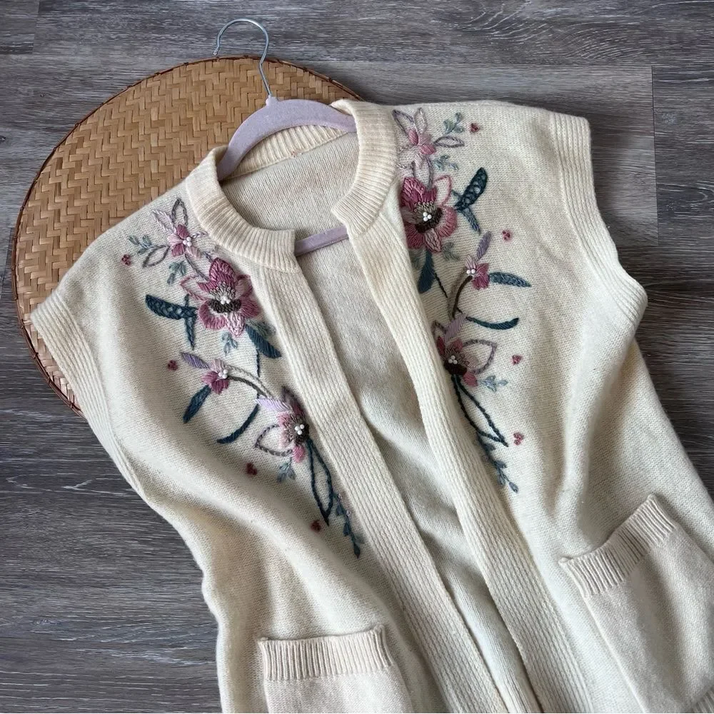 Vintage 80’s embroidered sleeveless cardigan vest cottagecore dainty floral - Picture 6 of 7